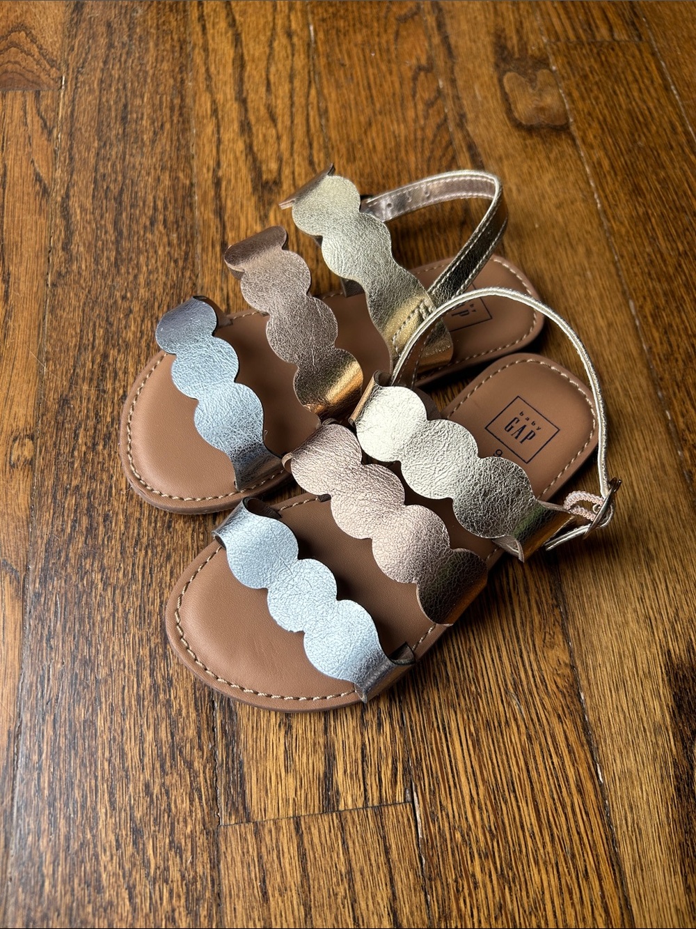Gap Toddler Size 9 Gold and Silver Sandals - will match everything!